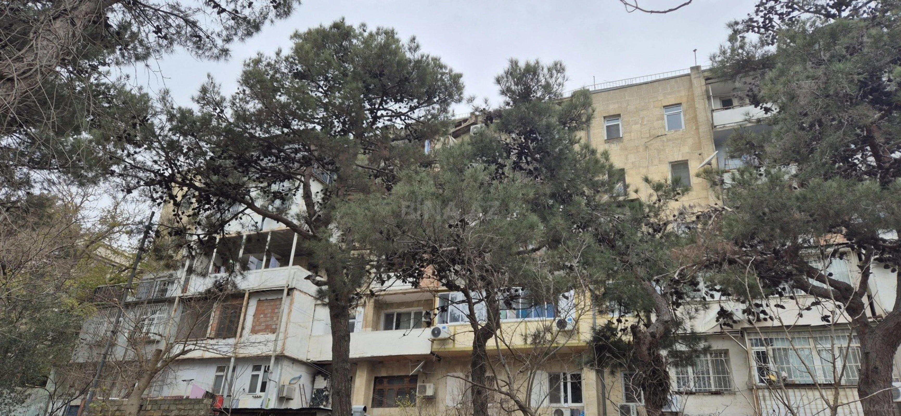 Satılır 3 otaqlı mənzil 80 m²