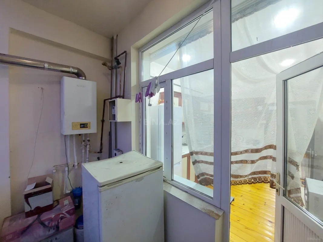 Satılır 2 otaqlı mənzil 90 m²