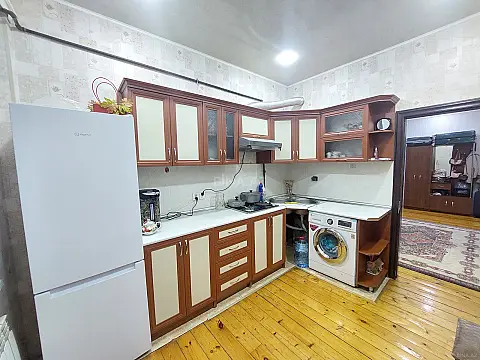 Satılır 2 otaqlı mənzil 90 m²