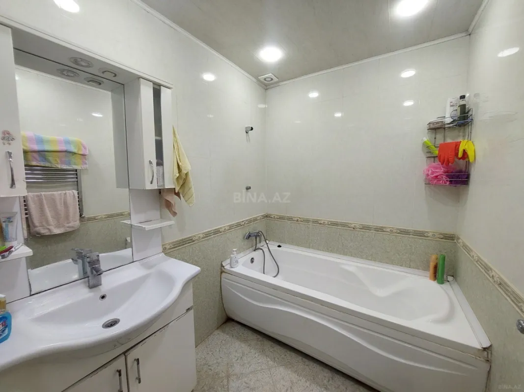 Satılır 2 otaqlı mənzil 90 m²
