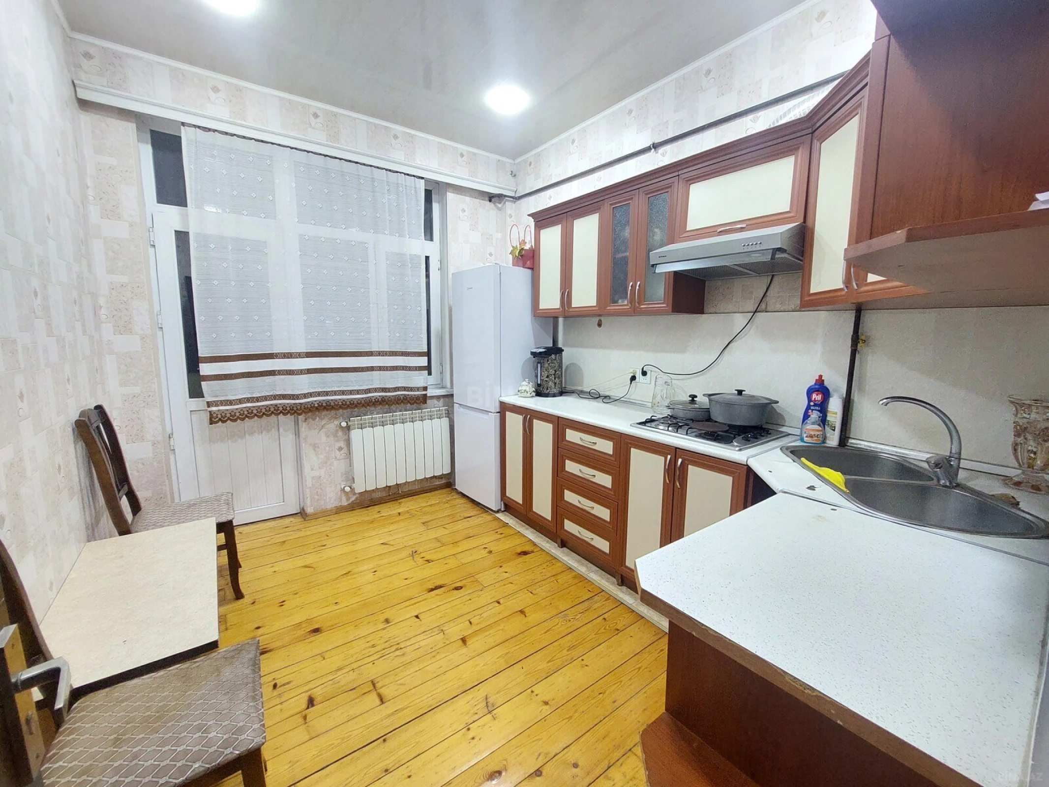 Satılır 2 otaqlı mənzil 90 m²