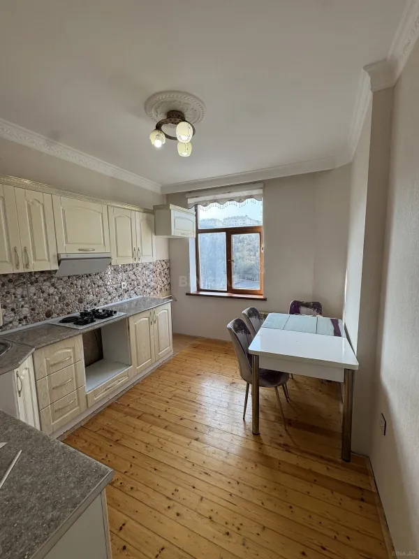 Satılır 3 otaqlı mənzil 87.8 m²