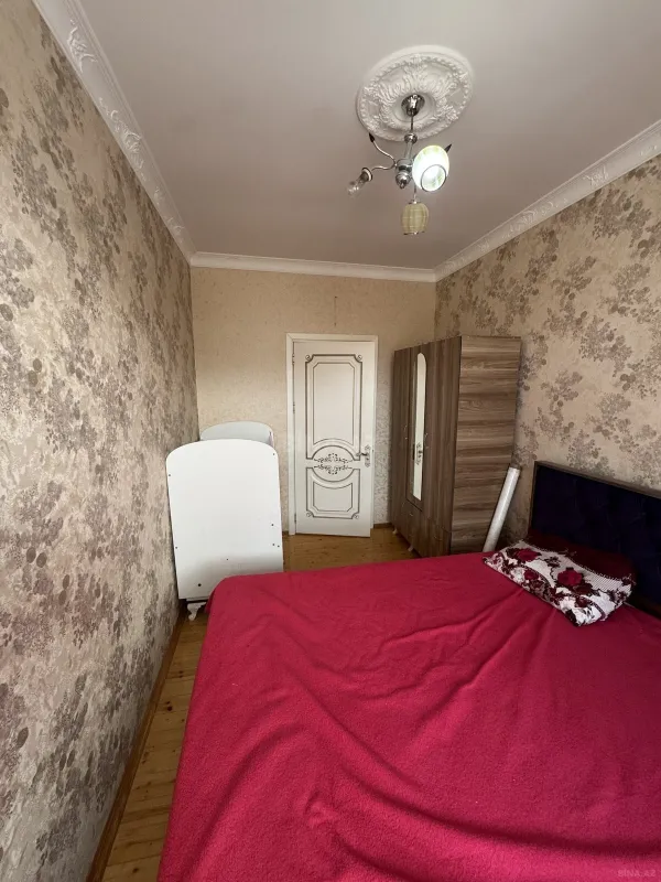 Satılır 3 otaqlı mənzil 87.8 m²