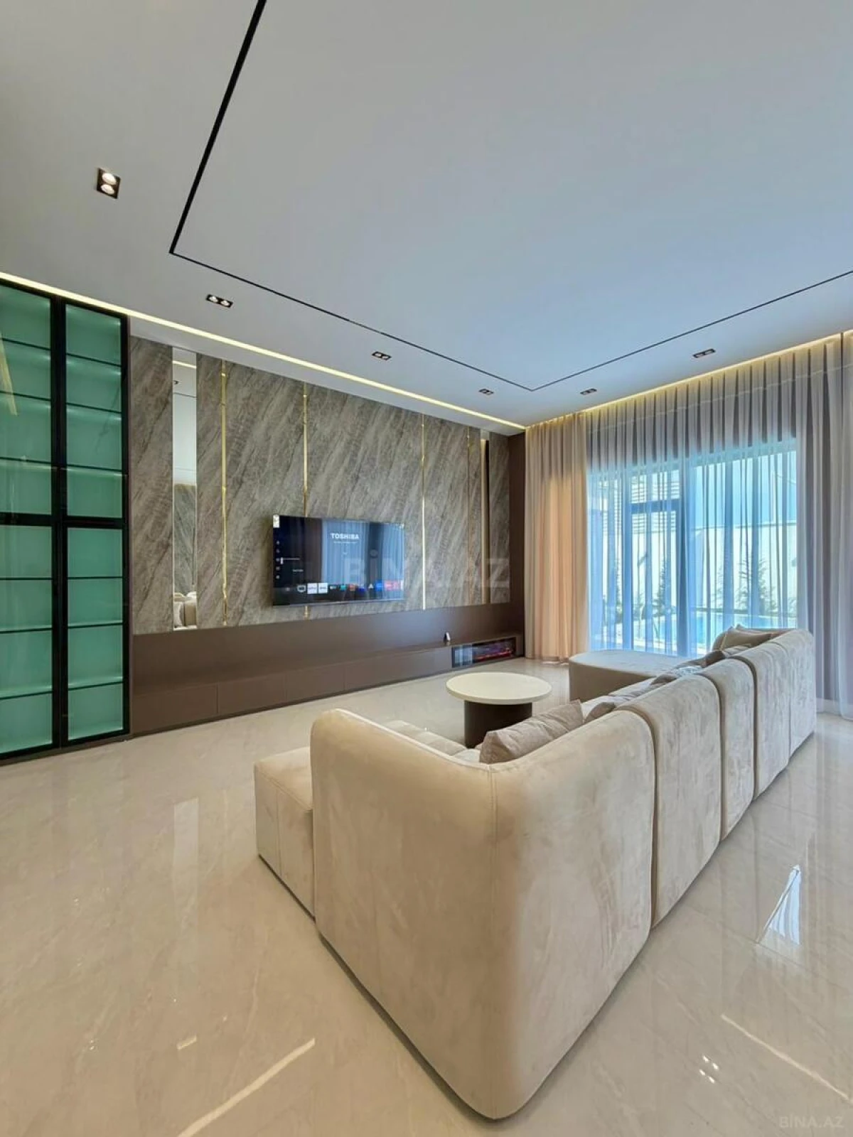 Satılır 5 otaqlı həyət evi 270 m²