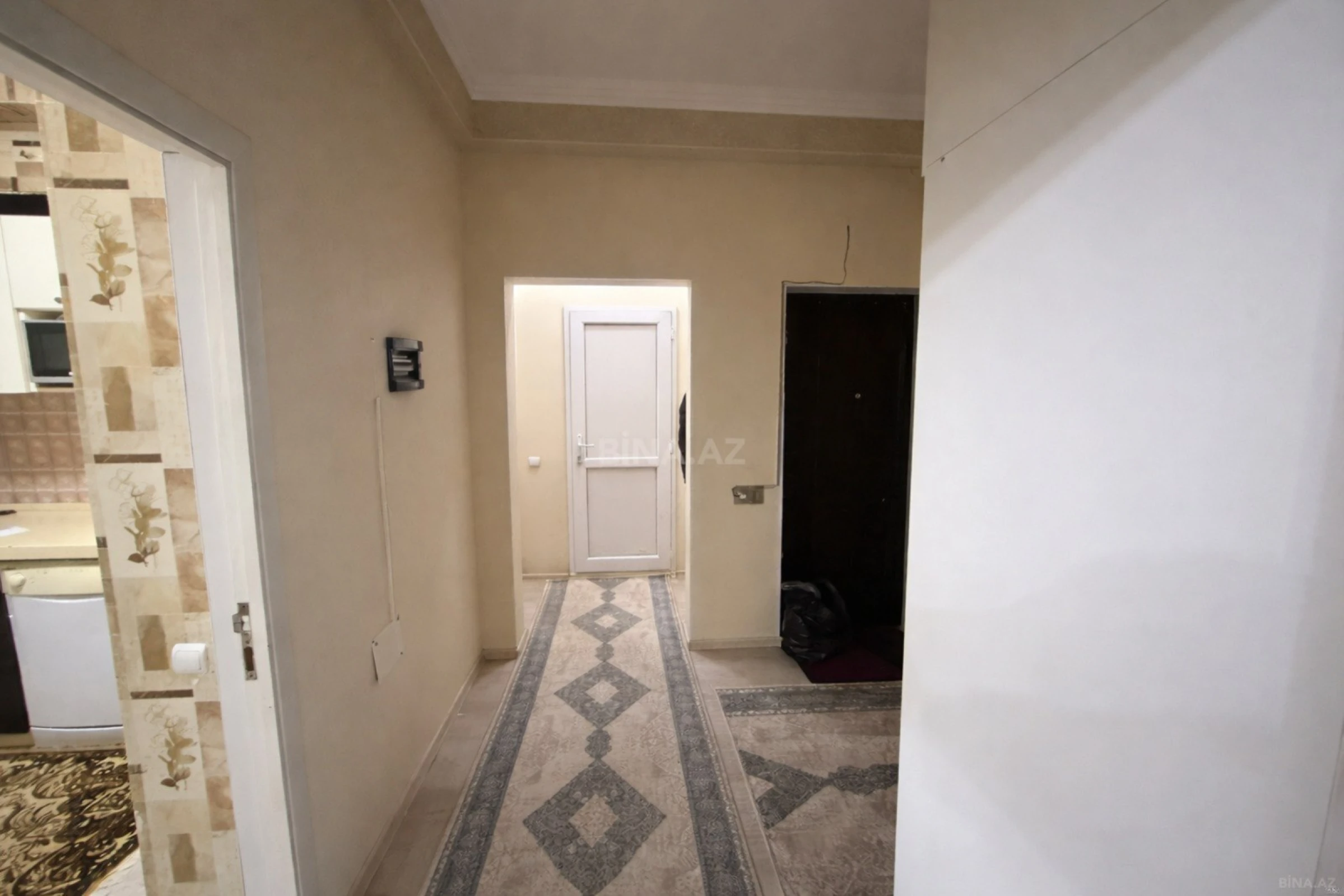 Satılır 2 otaqlı mənzil 63 m²