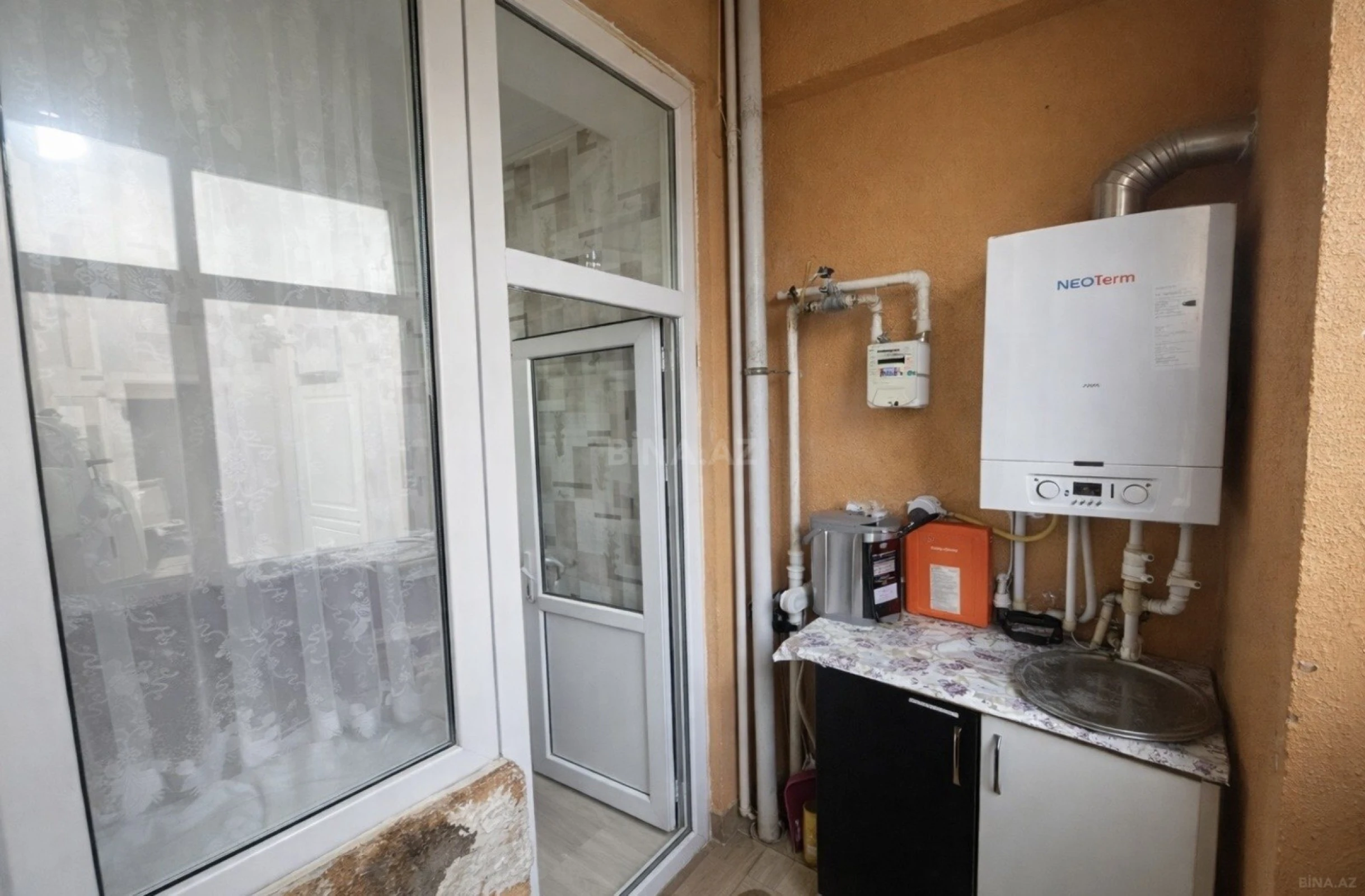 Satılır 2 otaqlı mənzil 63 m²