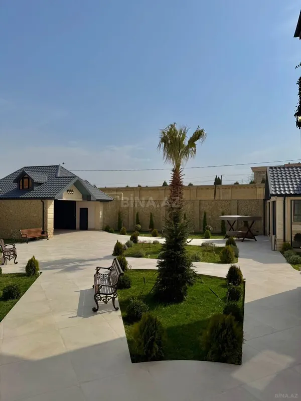 Satılır 7 otaqlı həyət evi 600 m²