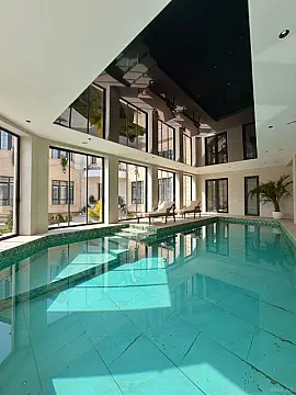 Satılır 7 otaqlı həyət evi 600 m²