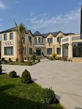 Satılır 7 otaqlı həyət evi 600 m²
