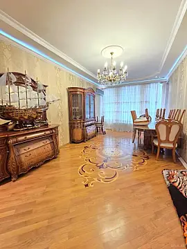 Satılır 3 otaqlı mənzil 125 m²