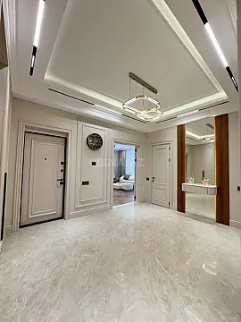 Satılır 4 otaqlı mənzil 165 m²