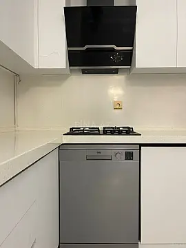 Kirayə verilir 3 otaqlı mənzil 130 m²