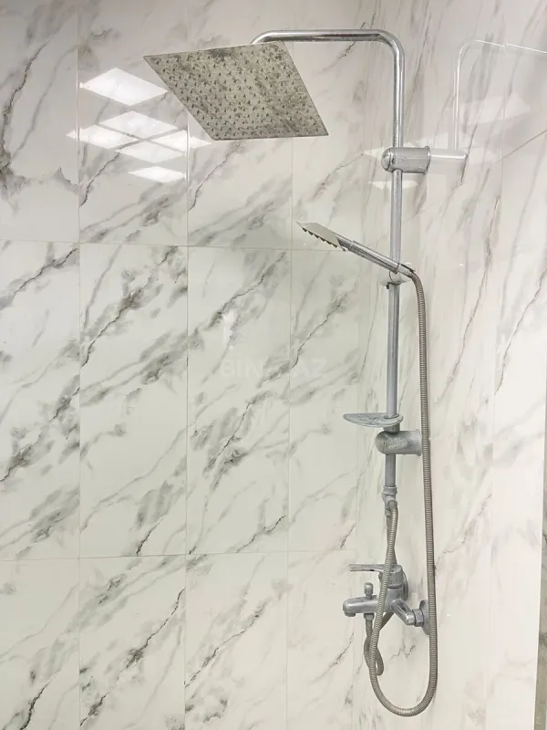 Kirayə verilir 3 otaqlı mənzil 130 m²