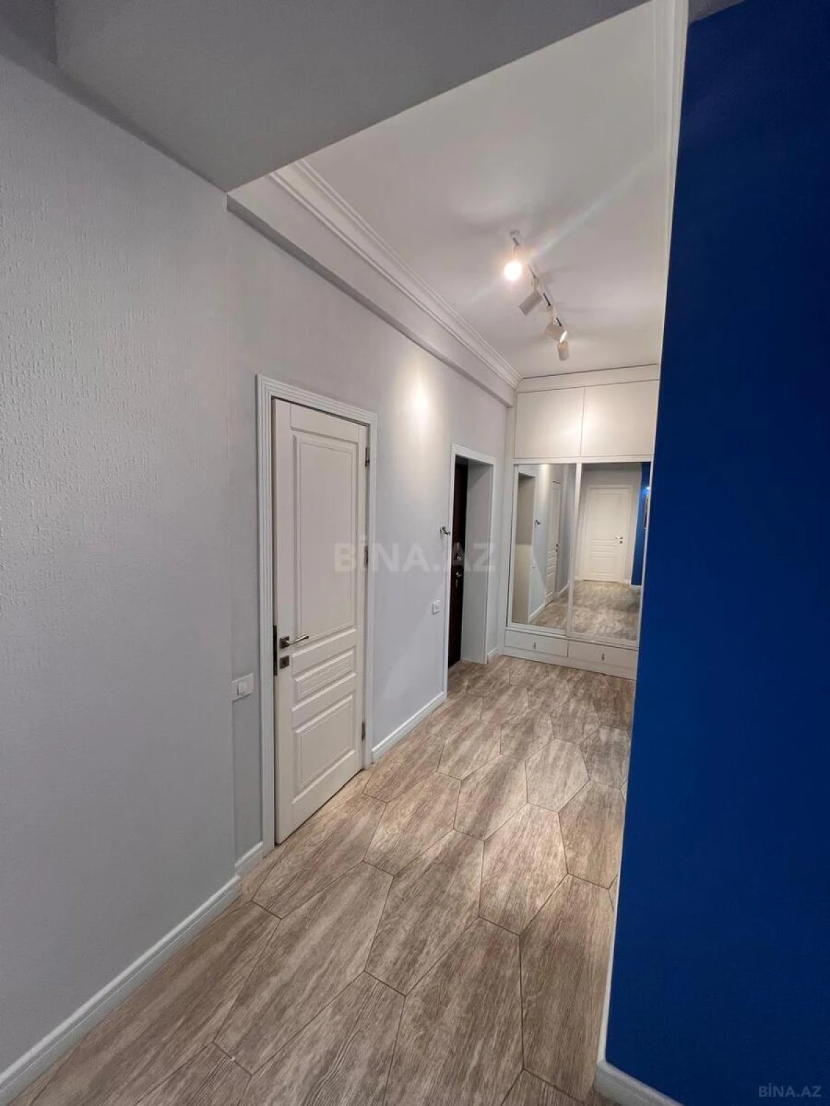 Satılır 3 otaqlı mənzil 100 m²