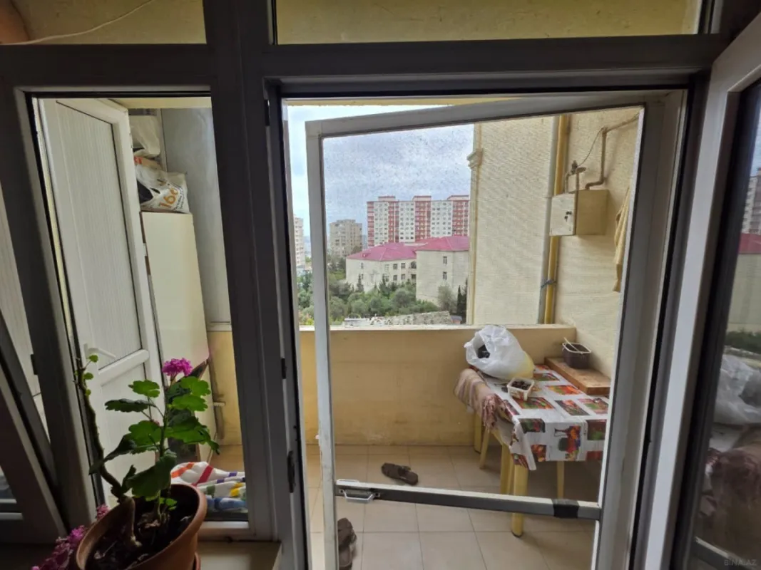 Satılır 3 otaqlı mənzil 100 m²