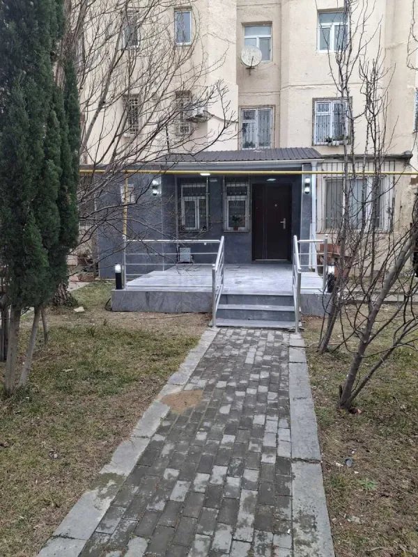 Kirayə verilir 1 otaqlı mənzil 40 m²