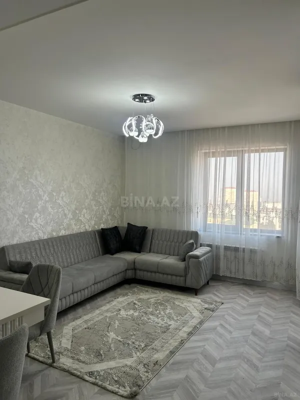 Kirayə verilir 2 otaqlı mənzil 77 m²