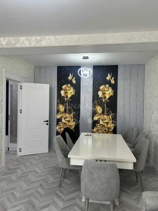 Kirayə verilir 2 otaqlı mənzil 77 m²