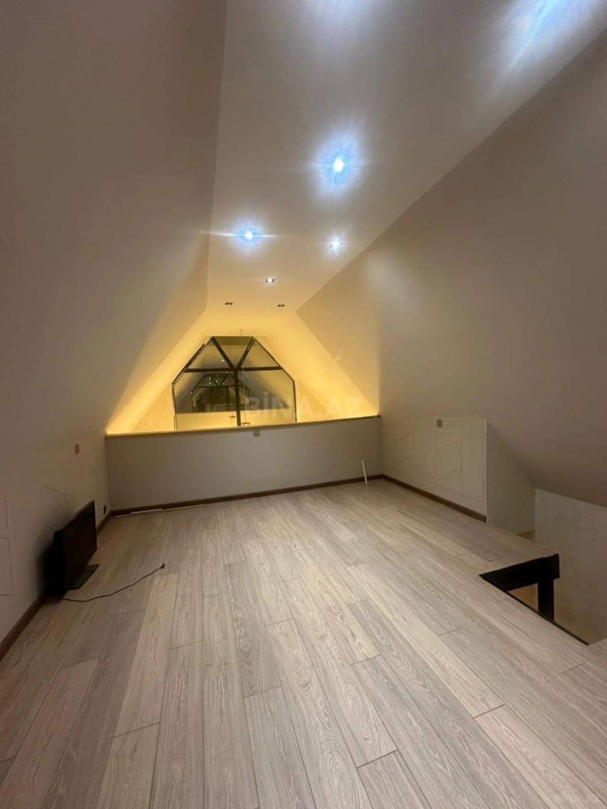 Satılır 3 otaqlı həyət evi 90 m²