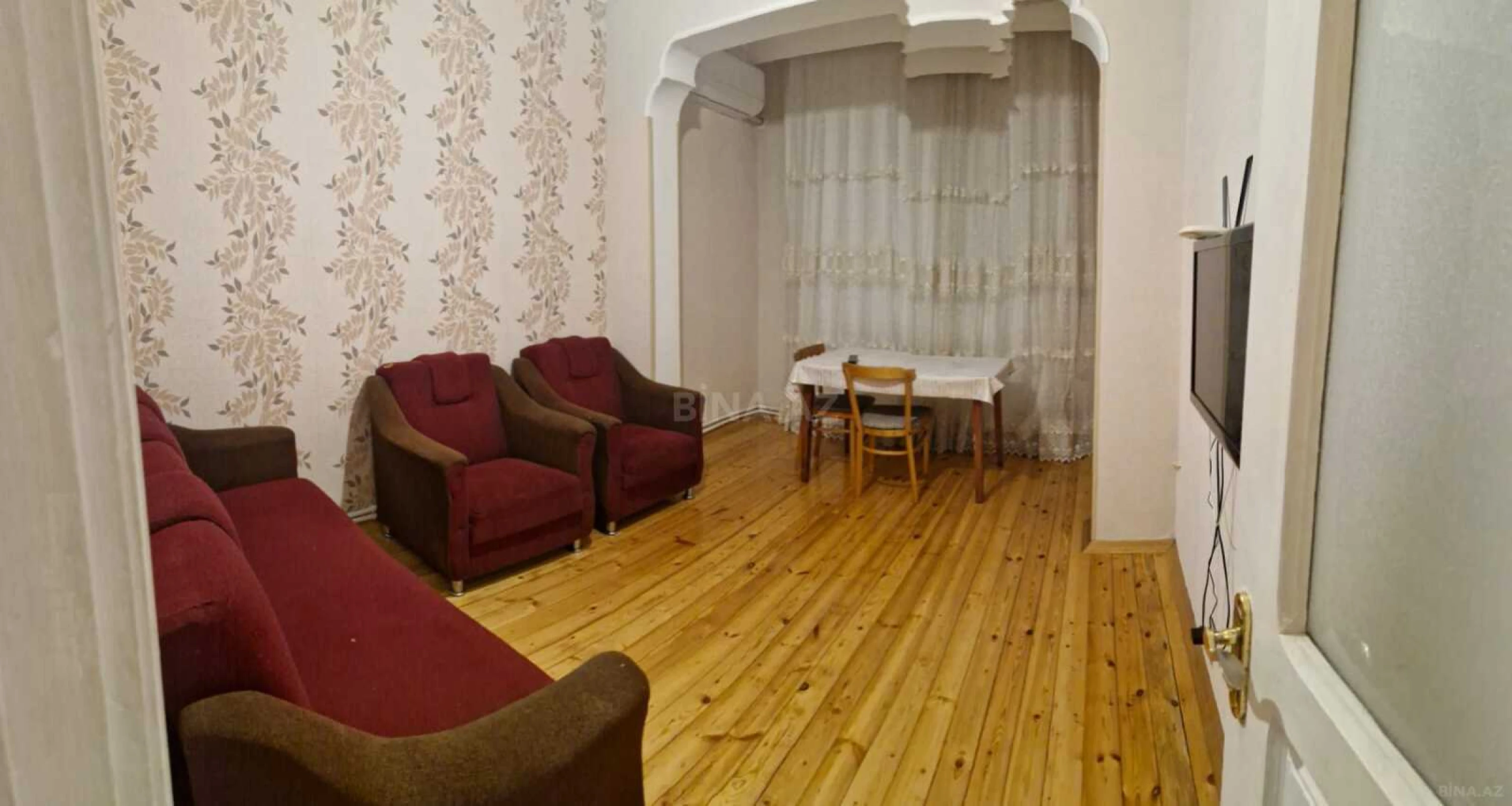 Kirayə verilir 2 otaqlı mənzil 55 m²