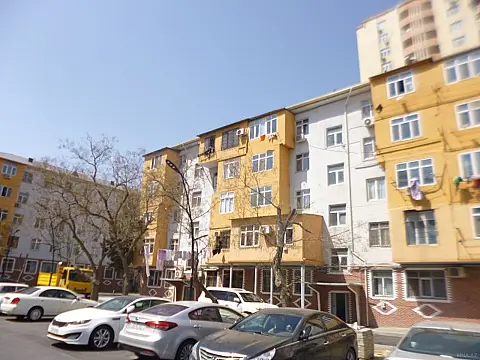 Satılır 2 otaqlı mənzil 45 m² — Bakı 2 otaq 45.00 m²