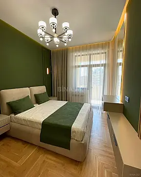 Kirayə verilir 2 otaqlı mənzil 70 m²