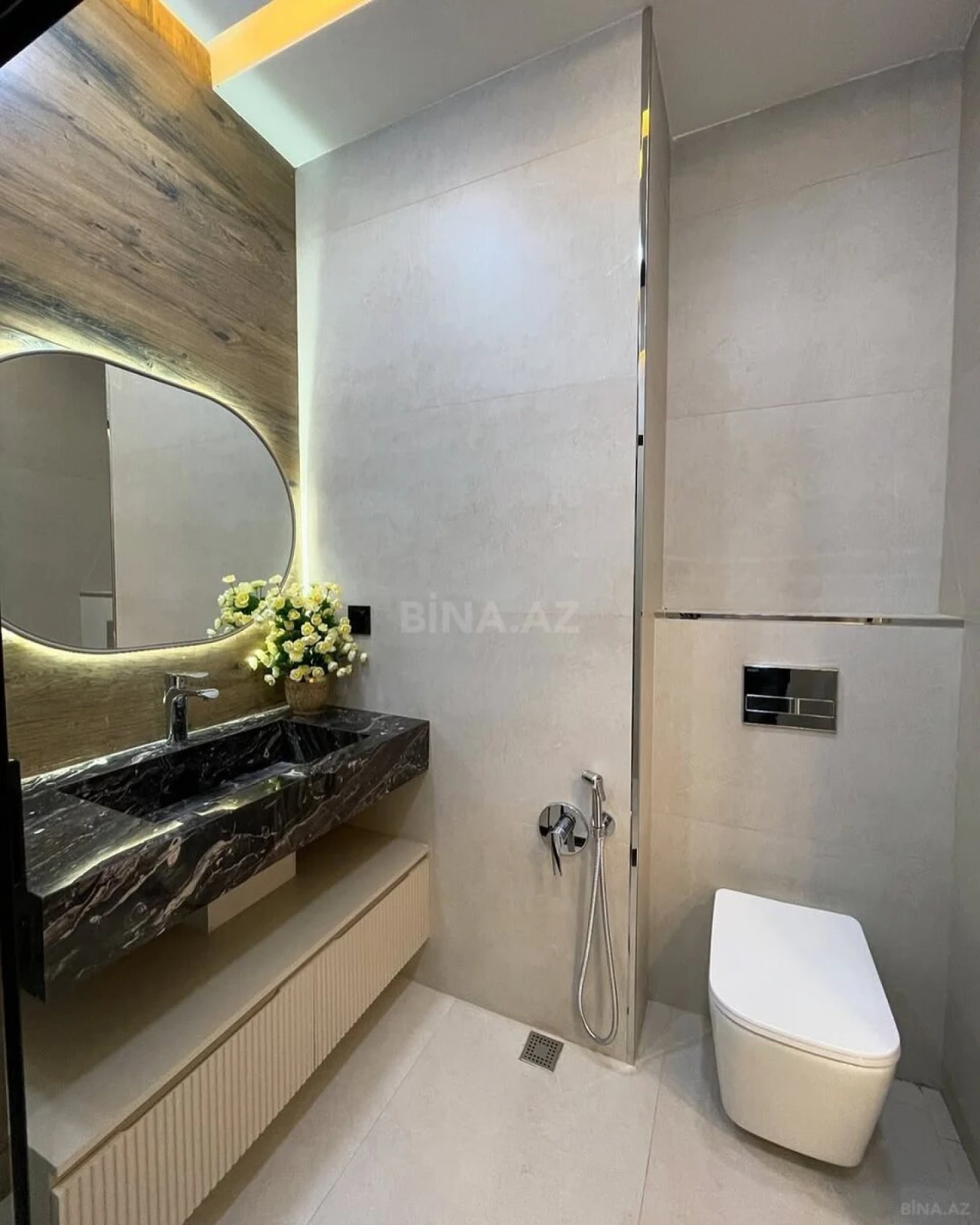 Kirayə verilir 2 otaqlı mənzil 70 m²