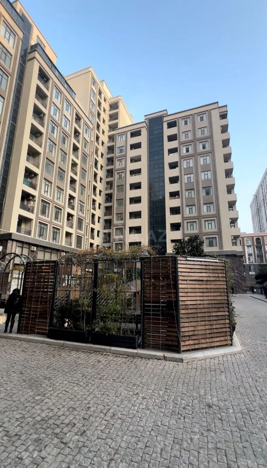 Kirayə verilir 2 otaqlı mənzil 70 m²