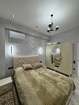 Satılır 2 otaqlı mənzil 80 m²