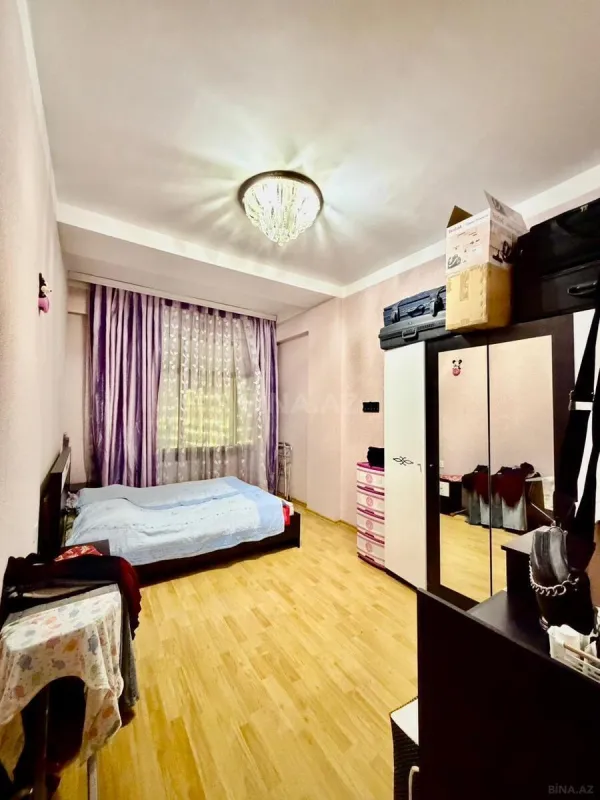 Satılır 2 otaqlı mənzil 75 m²