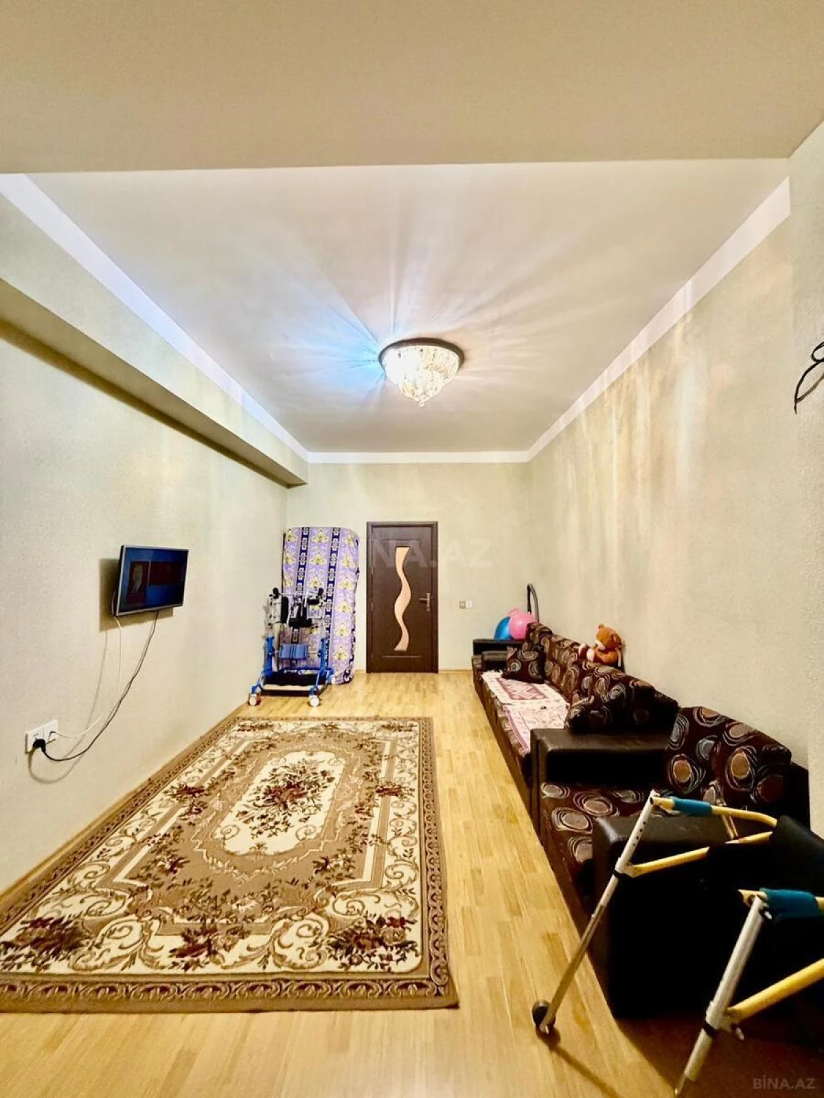 Satılır 2 otaqlı mənzil 75 m²