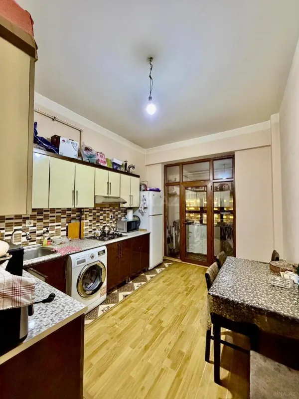 Satılır 2 otaqlı mənzil 75 m²