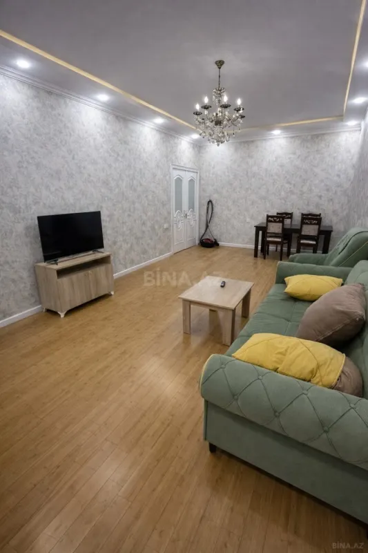 Satılır 2 otaqlı mənzil 100 m²