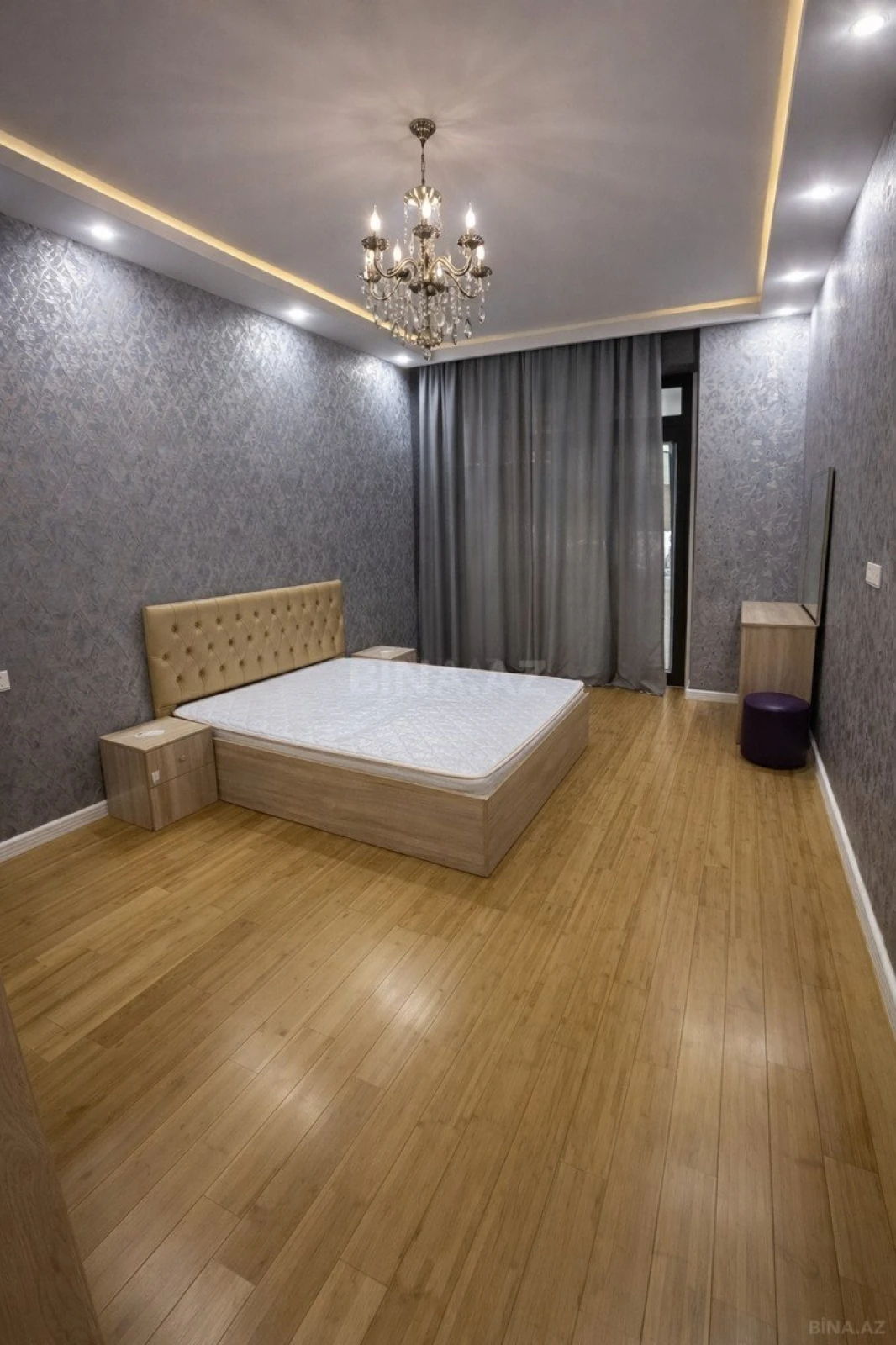 Satılır 2 otaqlı mənzil 100 m²