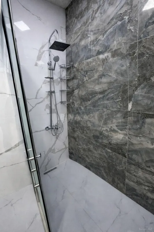 Satılır 2 otaqlı mənzil 100 m²