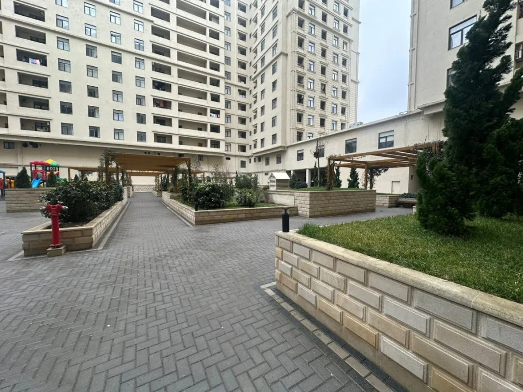 Satılır 2 otaqlı mənzil 94 m²