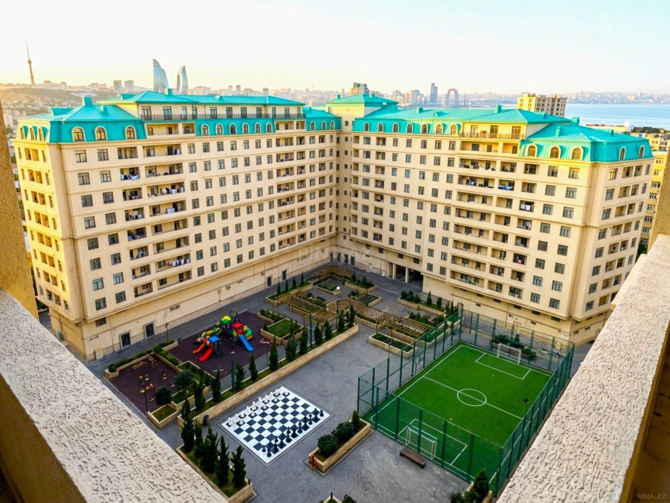 Satılır 2 otaqlı mənzil 94 m²