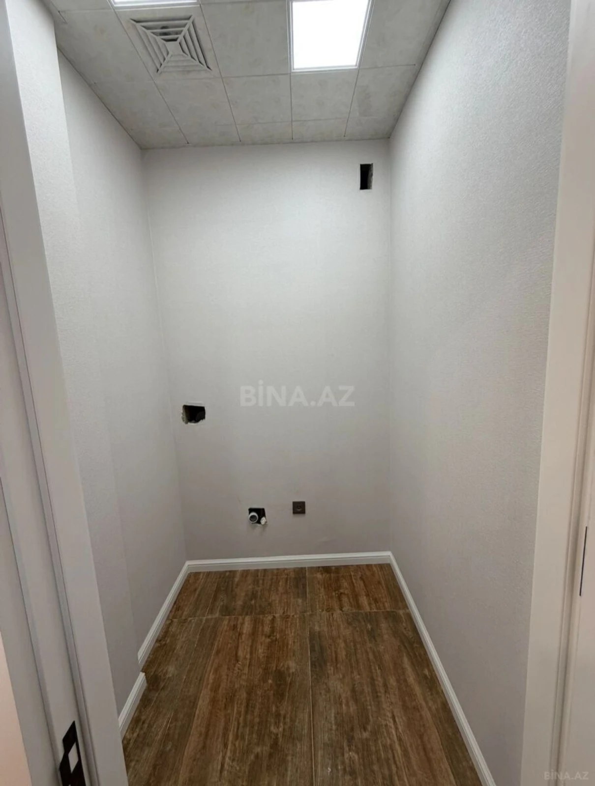 Satılır 2 otaqlı mənzil 94 m²