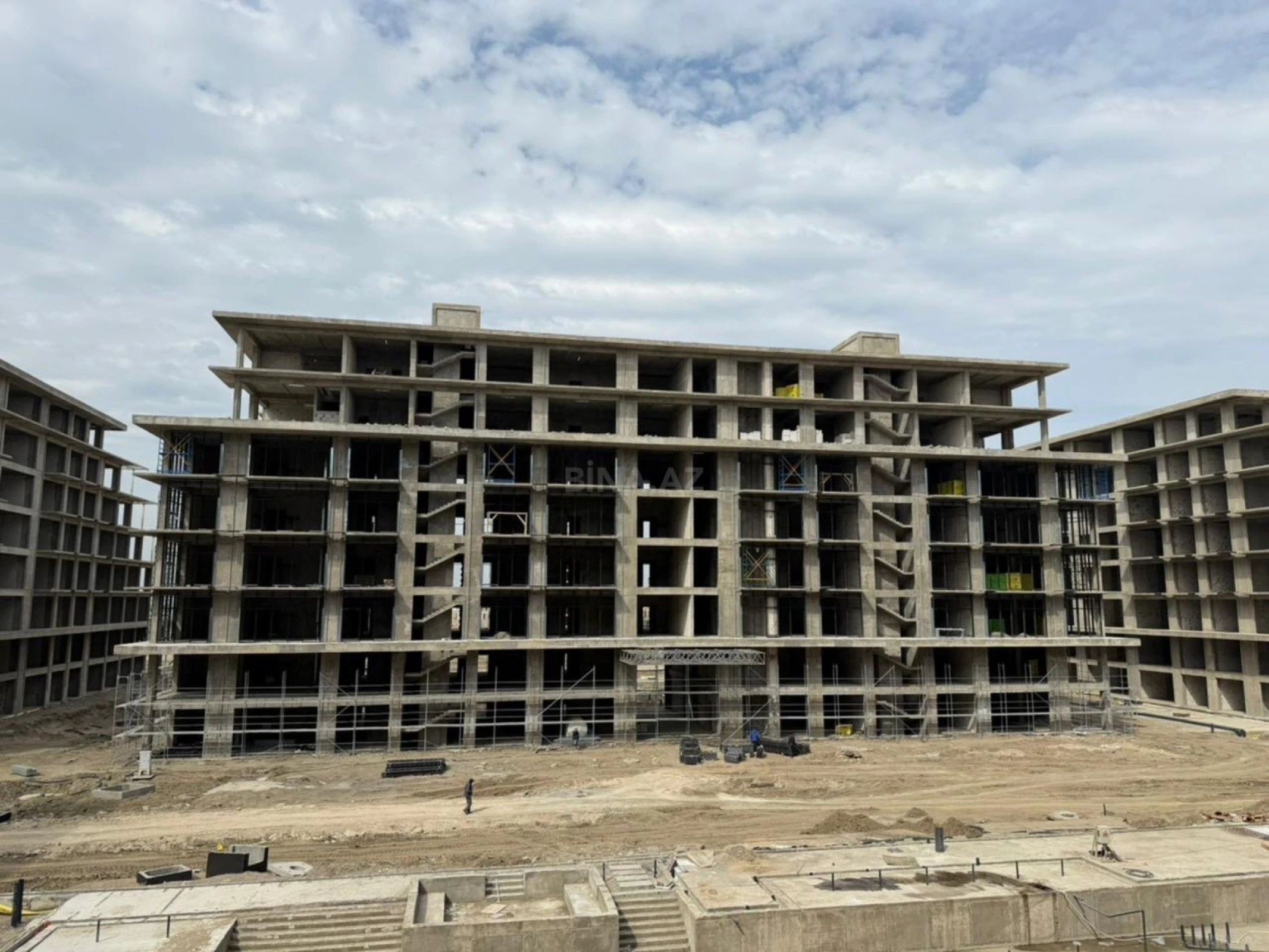 Satılır 1 otaqlı mənzil 46.1 m²