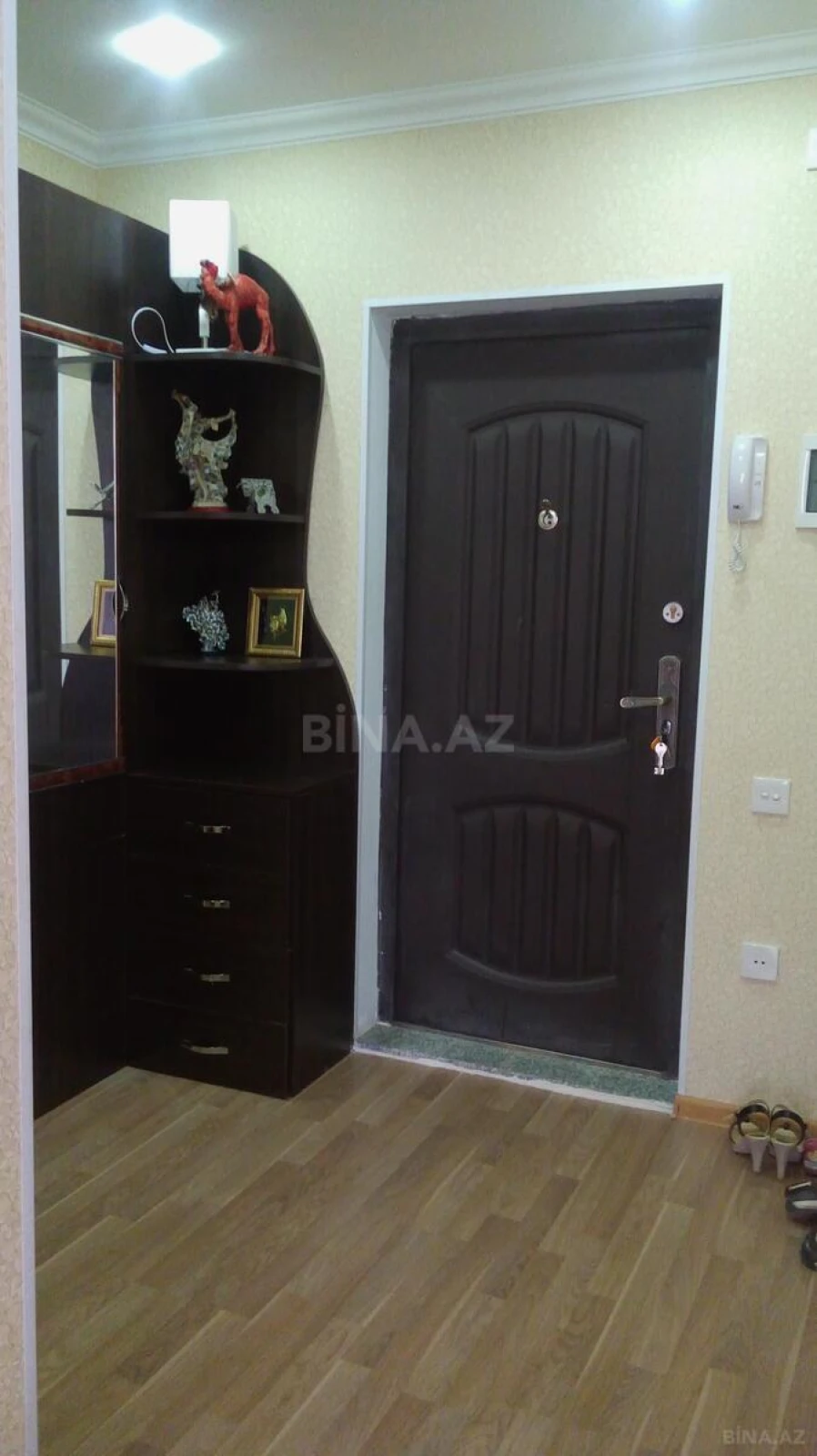 Satılır 2 otaqlı mənzil 55 m²