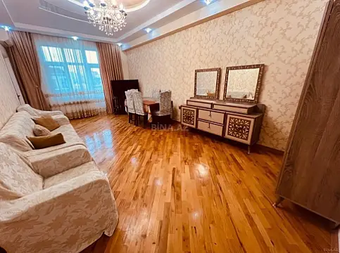 Satılır 3 otaqlı mənzil 95 m² — Bakı, Həzi Aslanov qəs. 3 otaq 95.00 m²