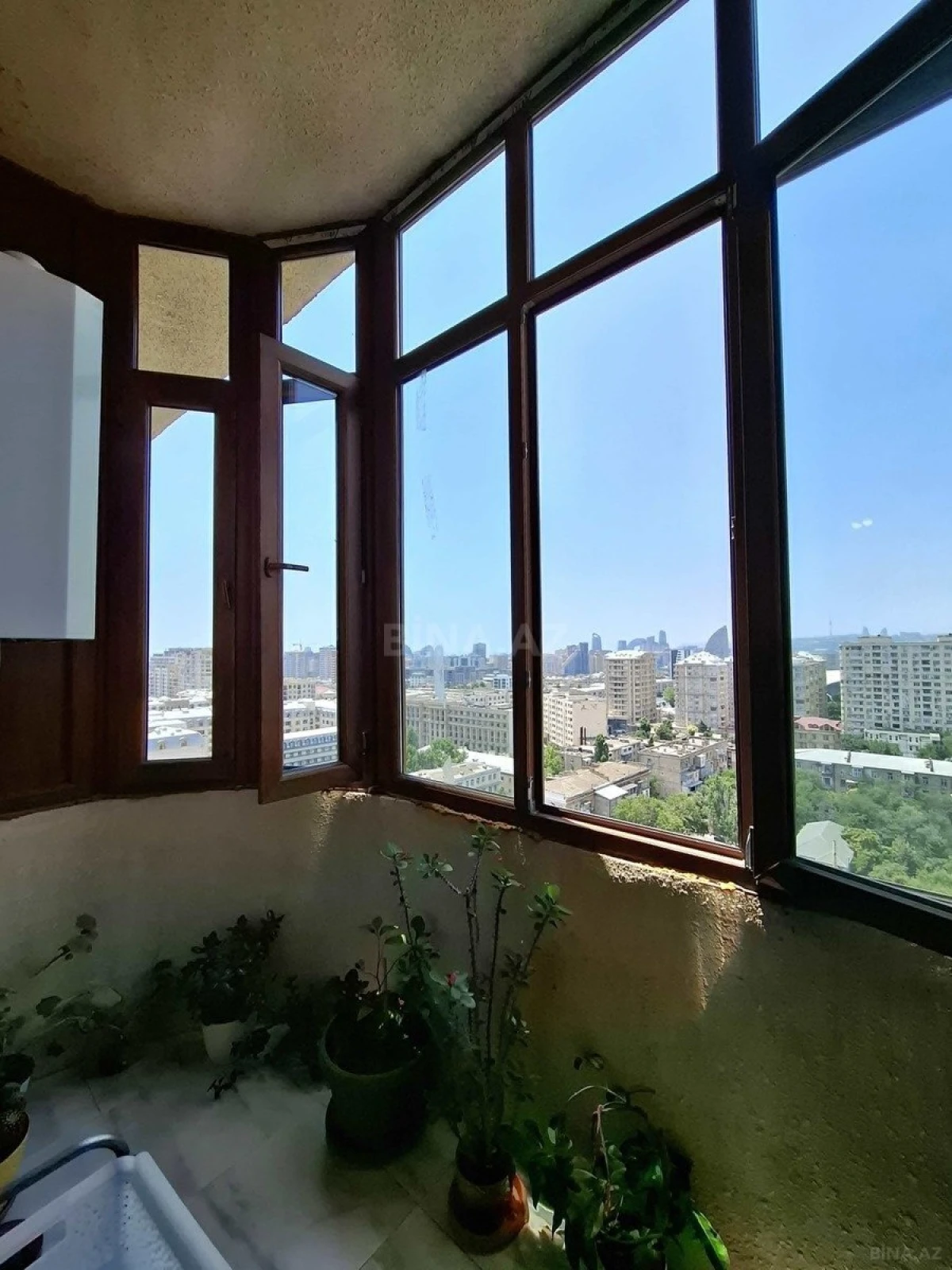 Kirayə verilir 3 otaqlı mənzil 130 m²