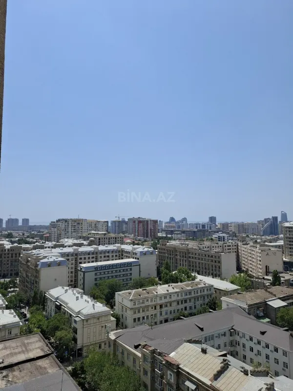 Kirayə verilir 3 otaqlı mənzil 130 m²
