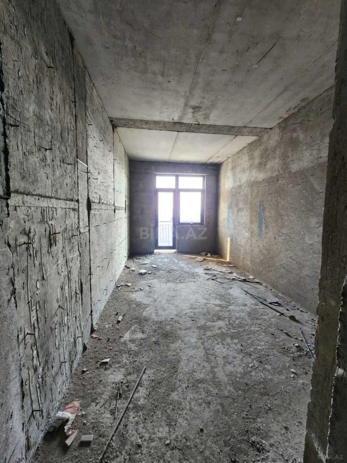 Satılır 3 otaqlı mənzil 152 m²