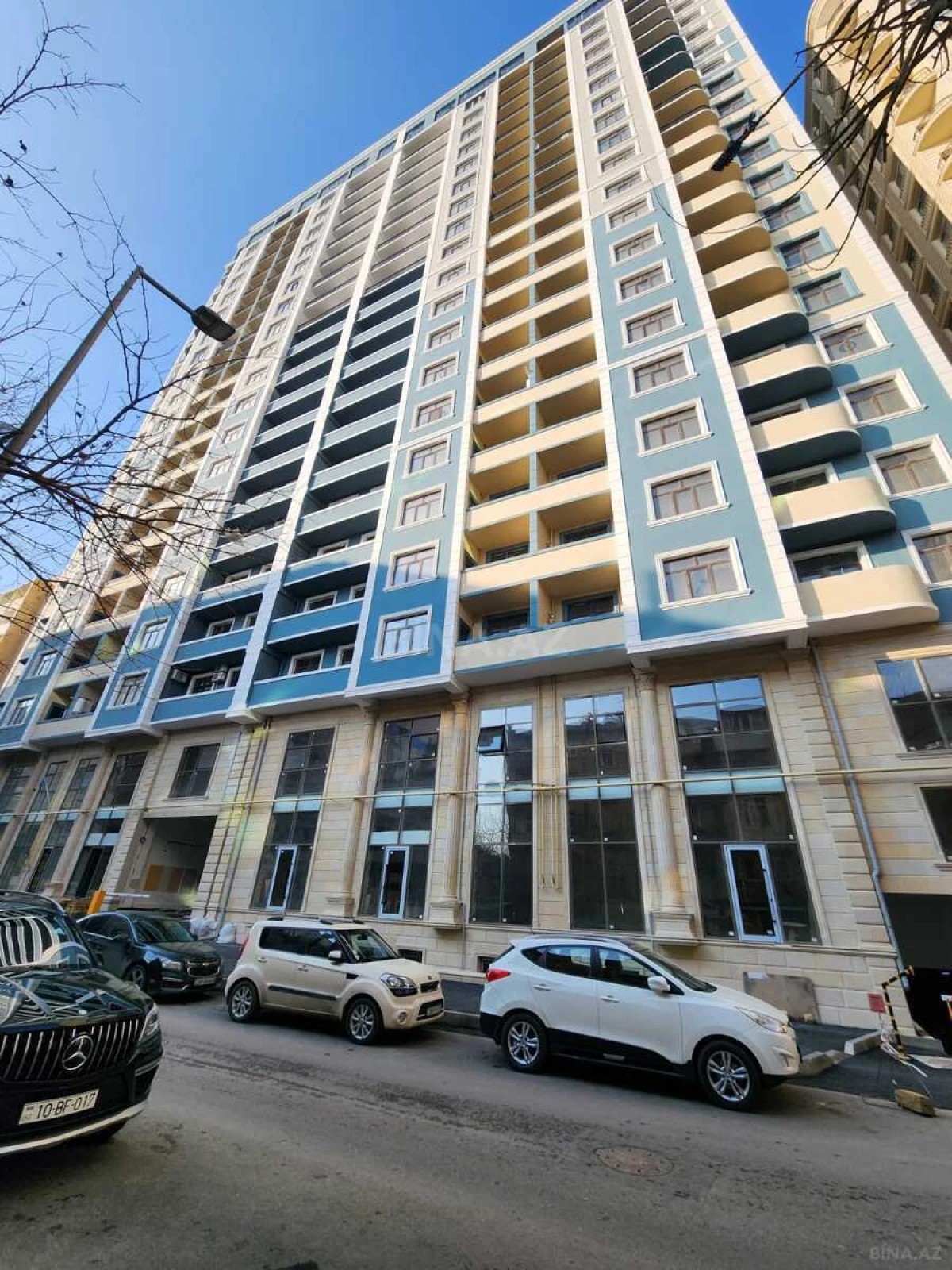 Satılır 3 otaqlı mənzil 152 m²