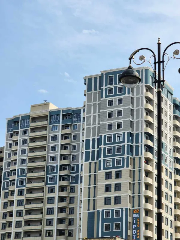 Satılır 3 otaqlı mənzil 152 m²