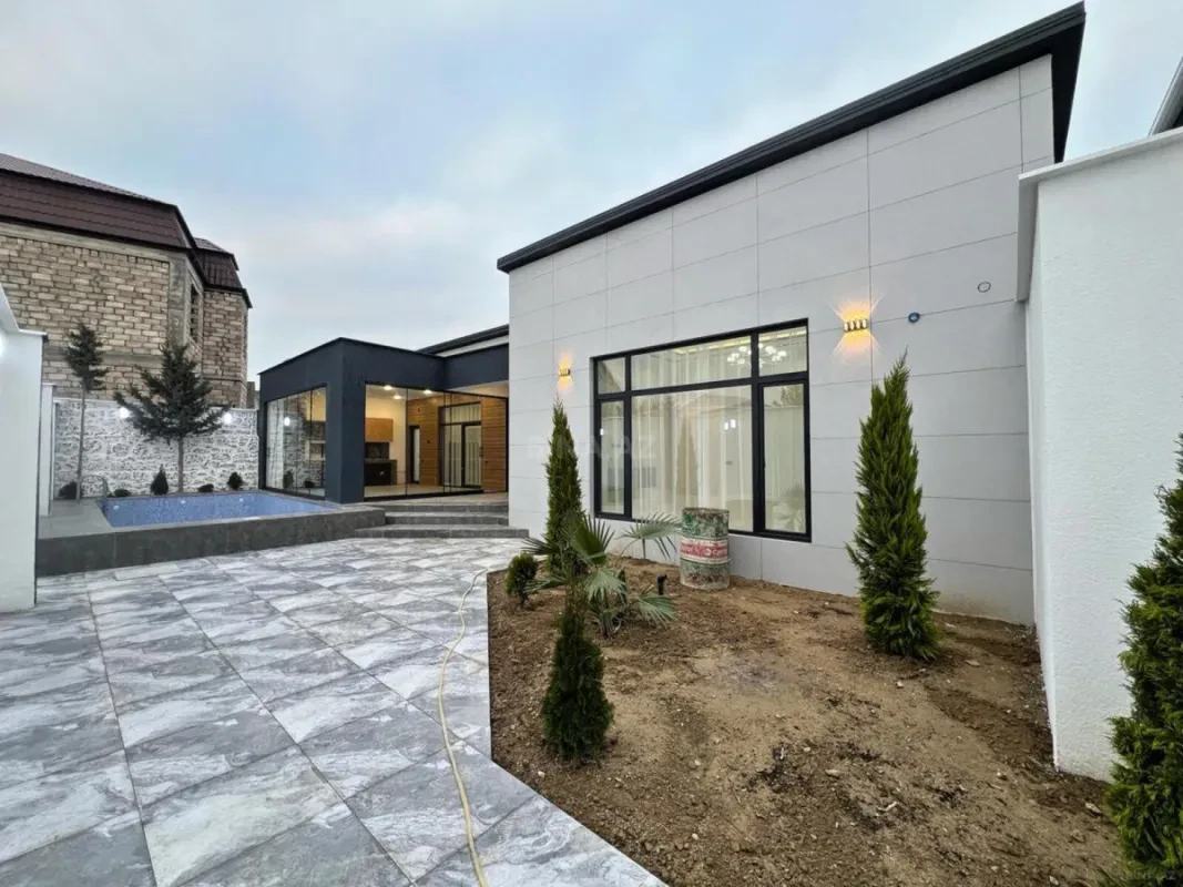 Satılır 4 otaqlı həyət evi 160 m²