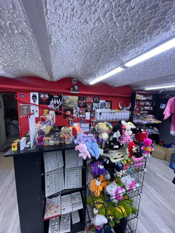 Satılır obyekt 80 m²