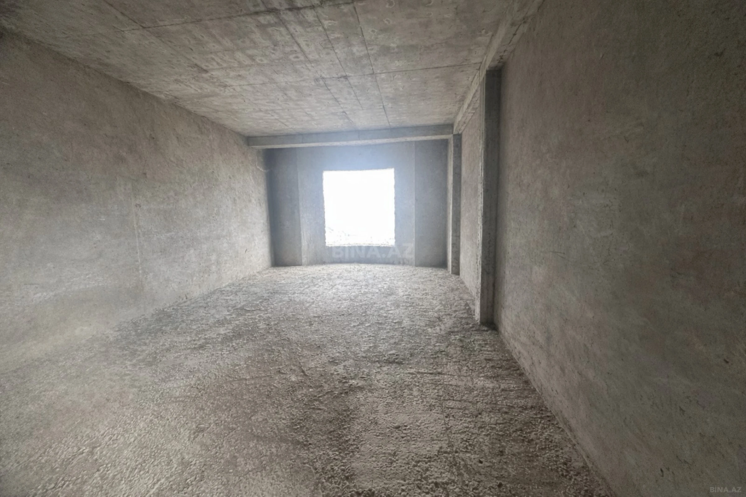 Satılır 9 otaqlı həyət evi 550 m²