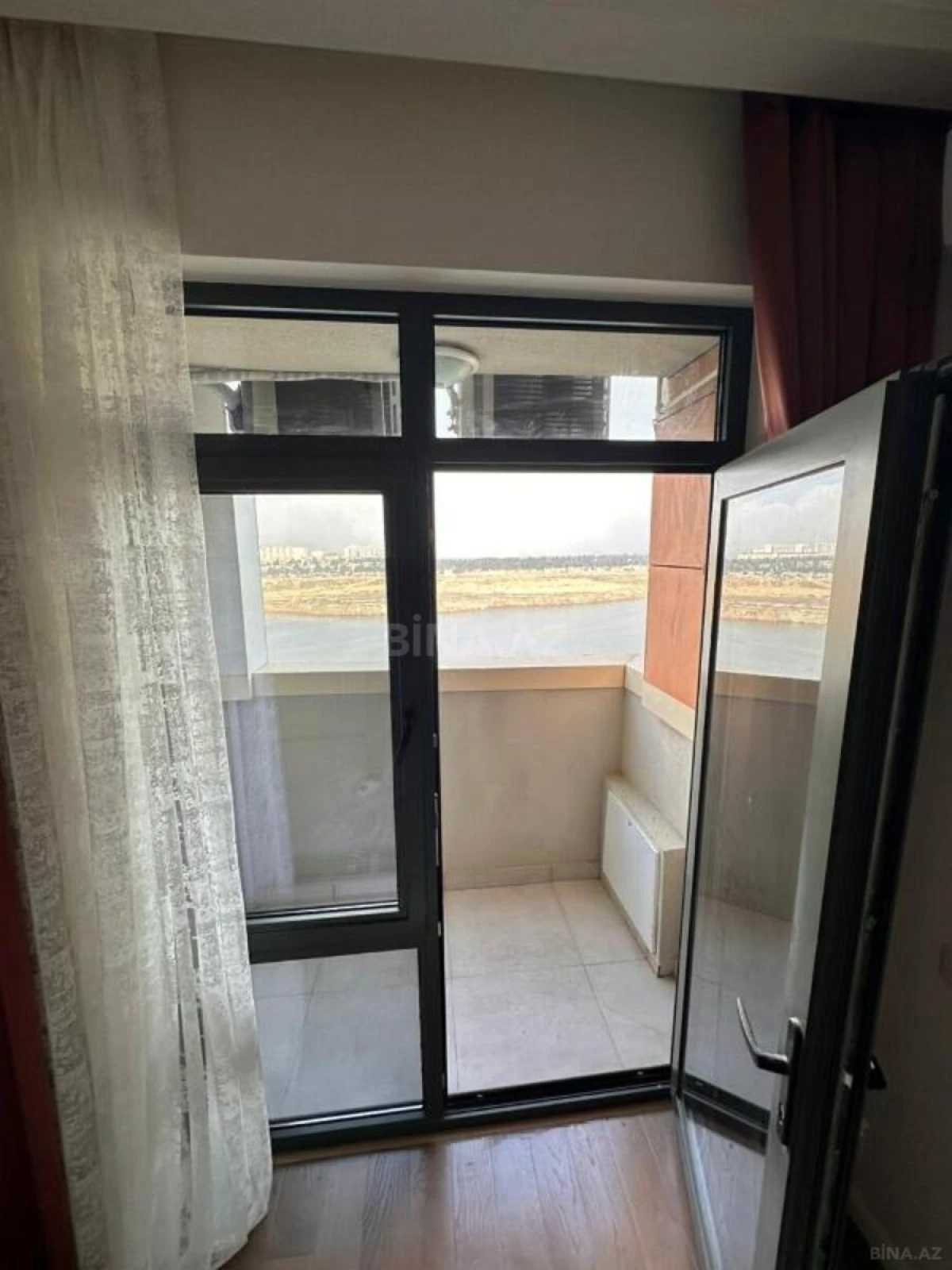 Satılır 2 otaqlı mənzil 49 m²